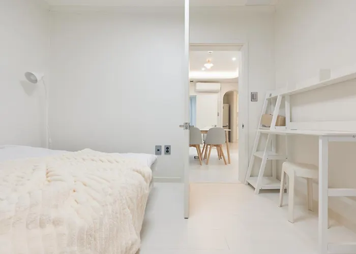 Hongdae Ourhome Bed and breakfast